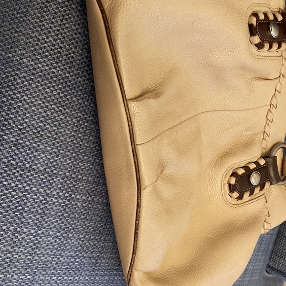 B. Makowsky Handbag - Picture 6 of 7